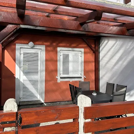 Lorry 1 -with Thermal Riviera Tickets