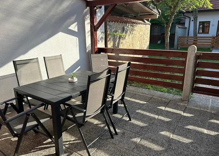 Lorry 1 -with Thermal Riviera Tickets Tatil Evi Brežice